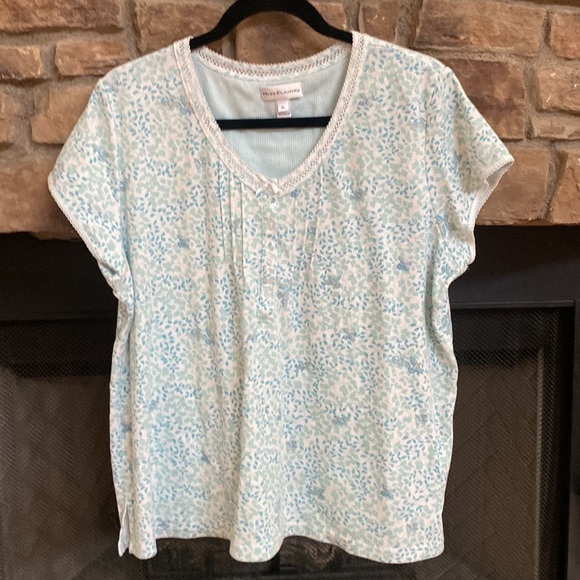 Miss Elaine Other - Miss Elaine white, blue bird pajama top. Size XL.
